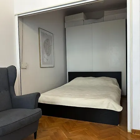 Charming At Old Town Appartement *