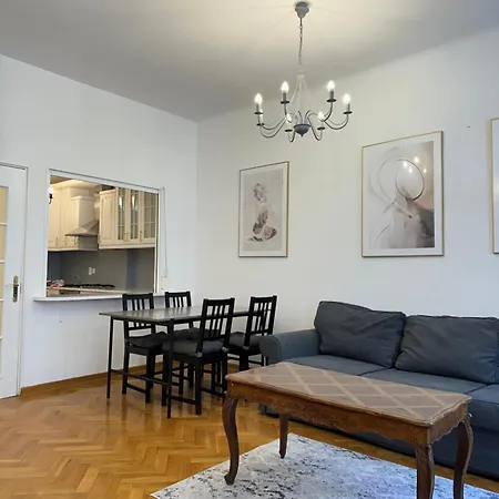 Charming At Old Town * Varšava