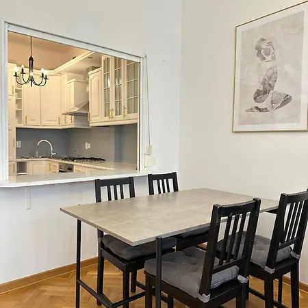 Charming At Old Town * Varšava